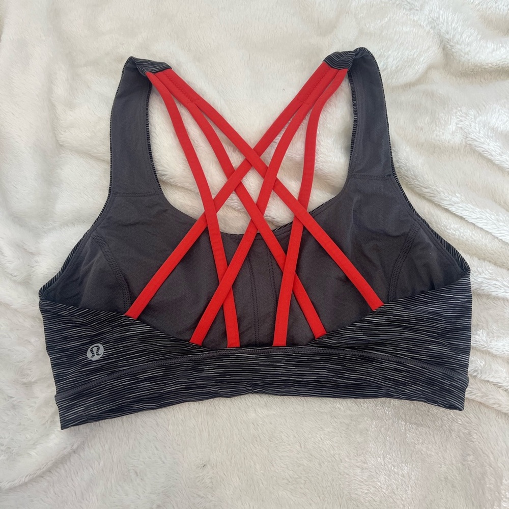 SOLD 🩷 C/D 6 Free To Be Serene Bra